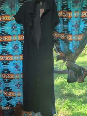 Classic Black Button-Front Shirt Dress - Womens